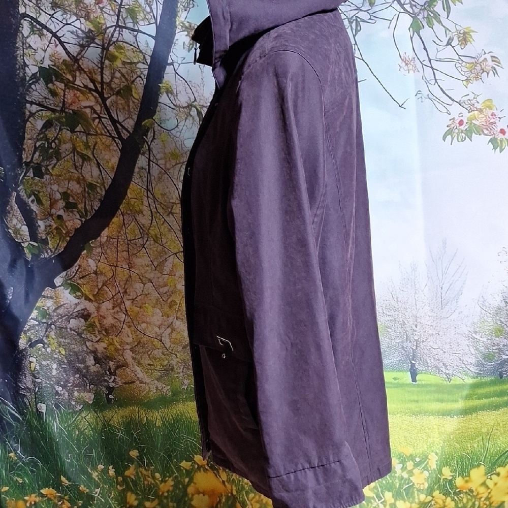 Women's Hooded Utility Jacket in Deep Purple - Picture 5 of 16